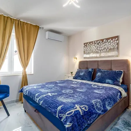 Villa Melani By