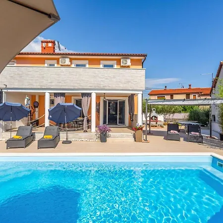 Villa Melani By